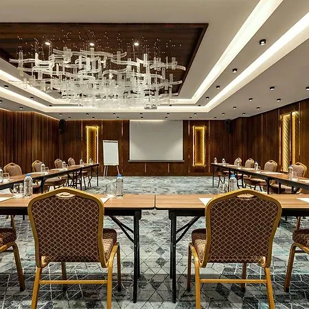 Hotel Ramada By Wyndham Umraniye