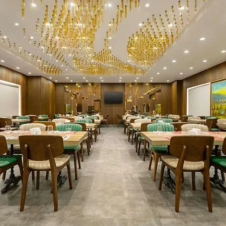 Hotel Ramada By Wyndham Umraniye Stambuł