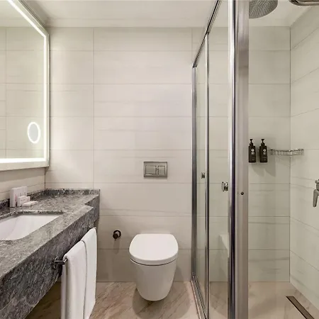 Hotel Ramada By Wyndham Umraniye *