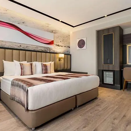 Hotel Ramada By Wyndham Umraniye Istanboel