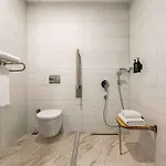 Ramada By Wyndham Umraniye Hotel *